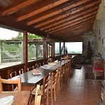 De Luccheri Villa
