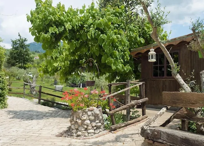 De Luccheri Villa