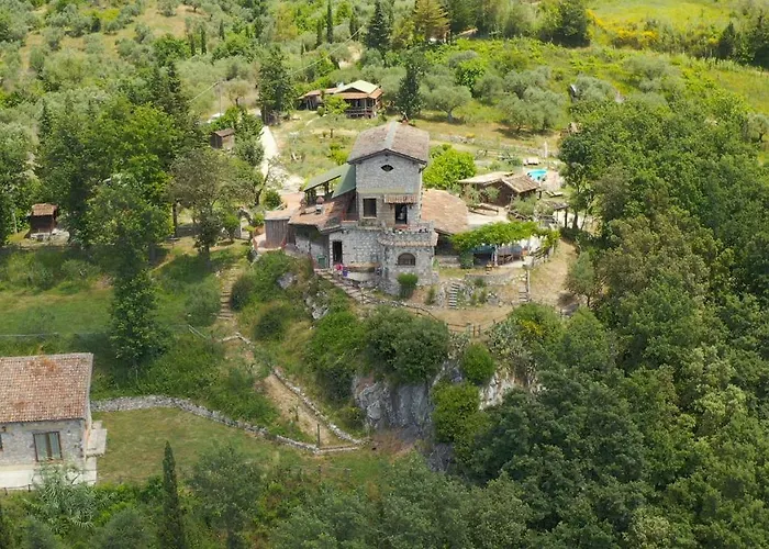 De Luccheri Frasso Telesino